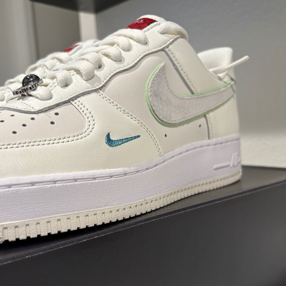 Men’s Nike Air Force 1 '07 Low silhouette